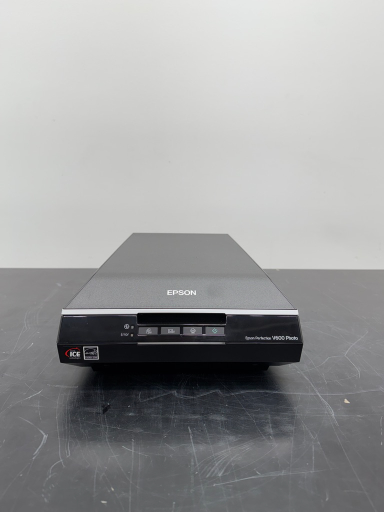 Image of Epson Perfection V600 Photo Printer